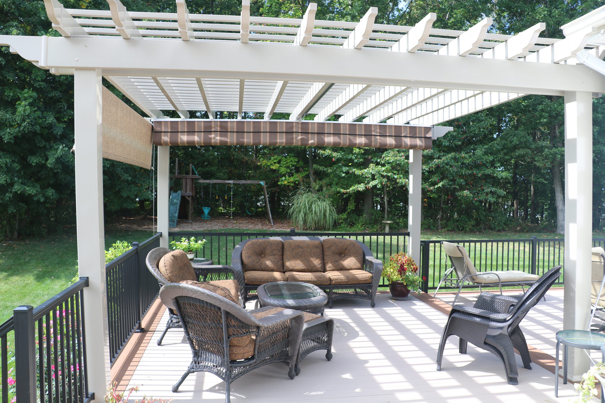 How a Pergola on a Deck Transforms Your Outdoor Space