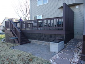 Azek Kona deck with matching custom railings and privacy fence, brown poly lattice – Collegeville PA